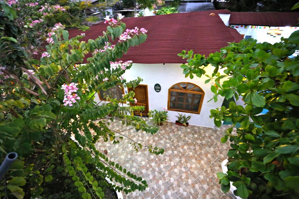 The Galapagos Pearl B&B Puerto Ayora  Εξωτερικό φωτογραφία