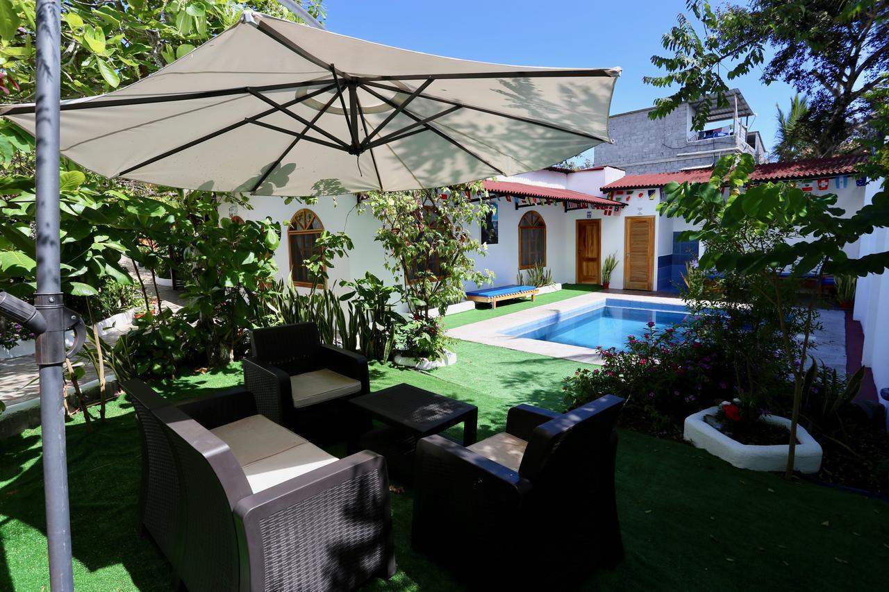 The Galapagos Pearl B&B Puerto Ayora  Εξωτερικό φωτογραφία